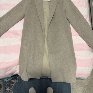 Stradivarius Women's Beige Medium Coat